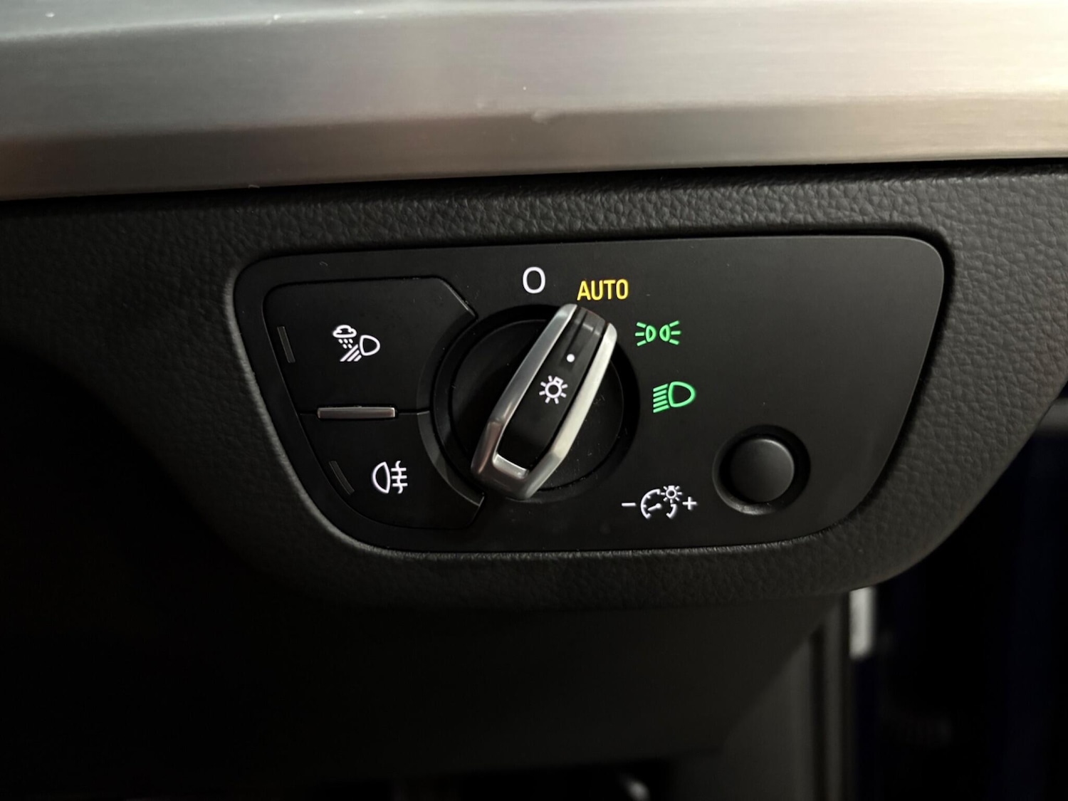 Used Audi Q5 2019 for sale - 77940485: Photo 35