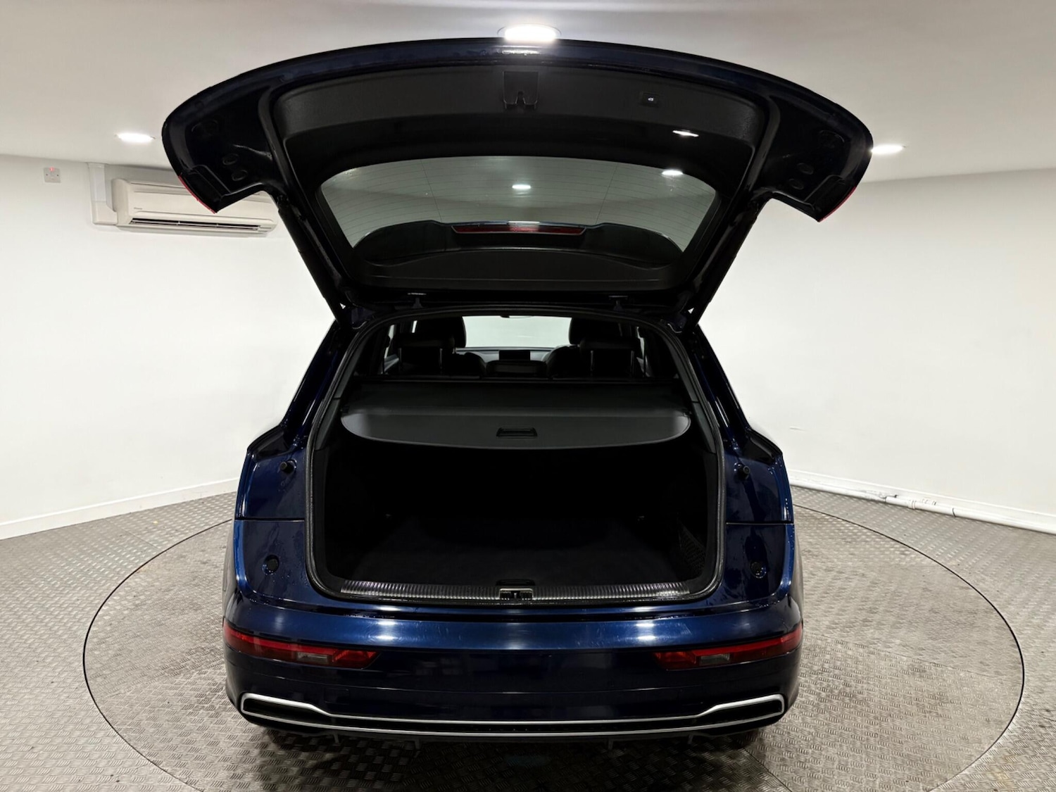 Used Audi Q5 2019 for sale - 77940485: Photo 44