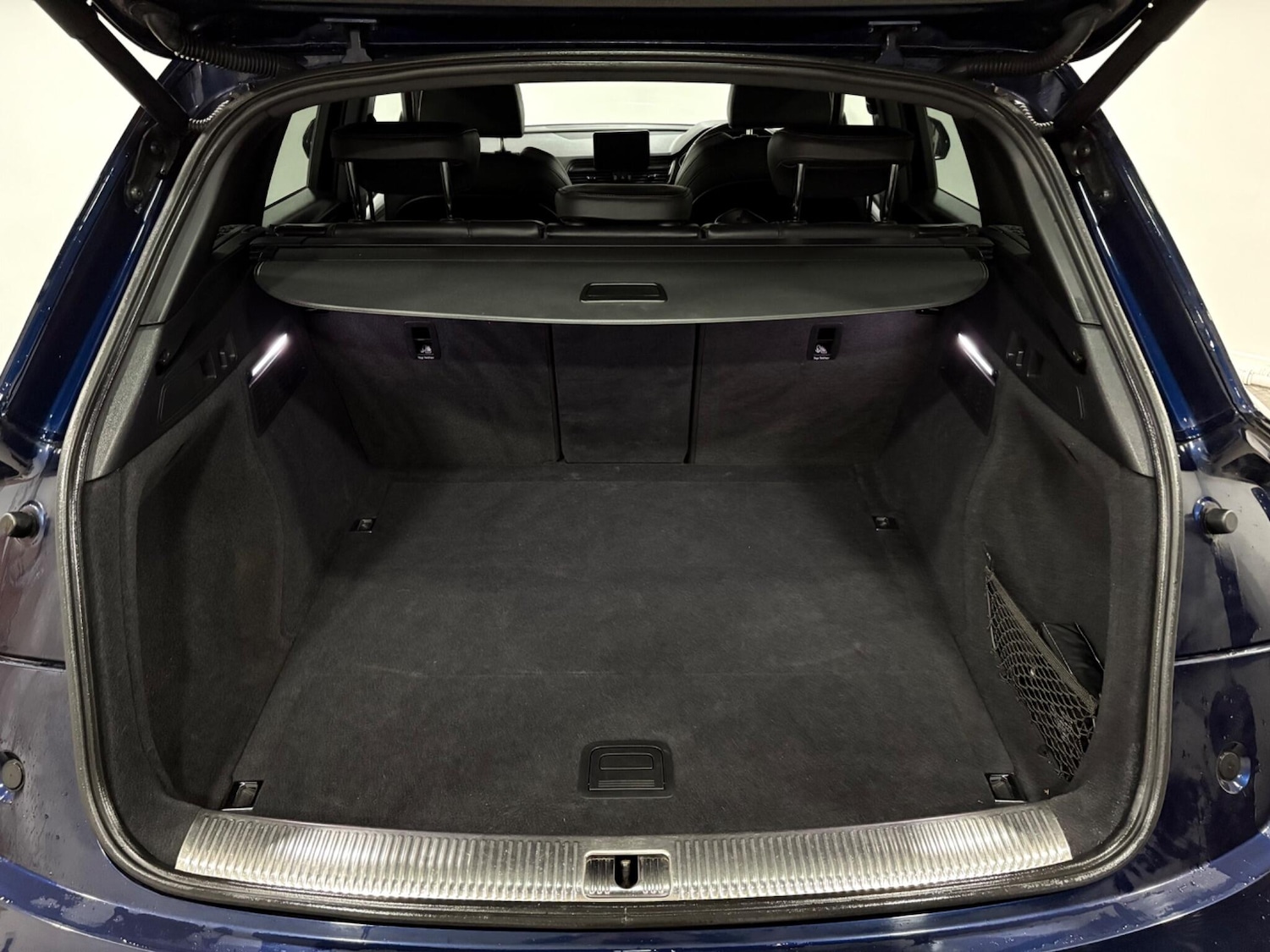 Used Audi Q5 2019 for sale - 77940485: Photo 45