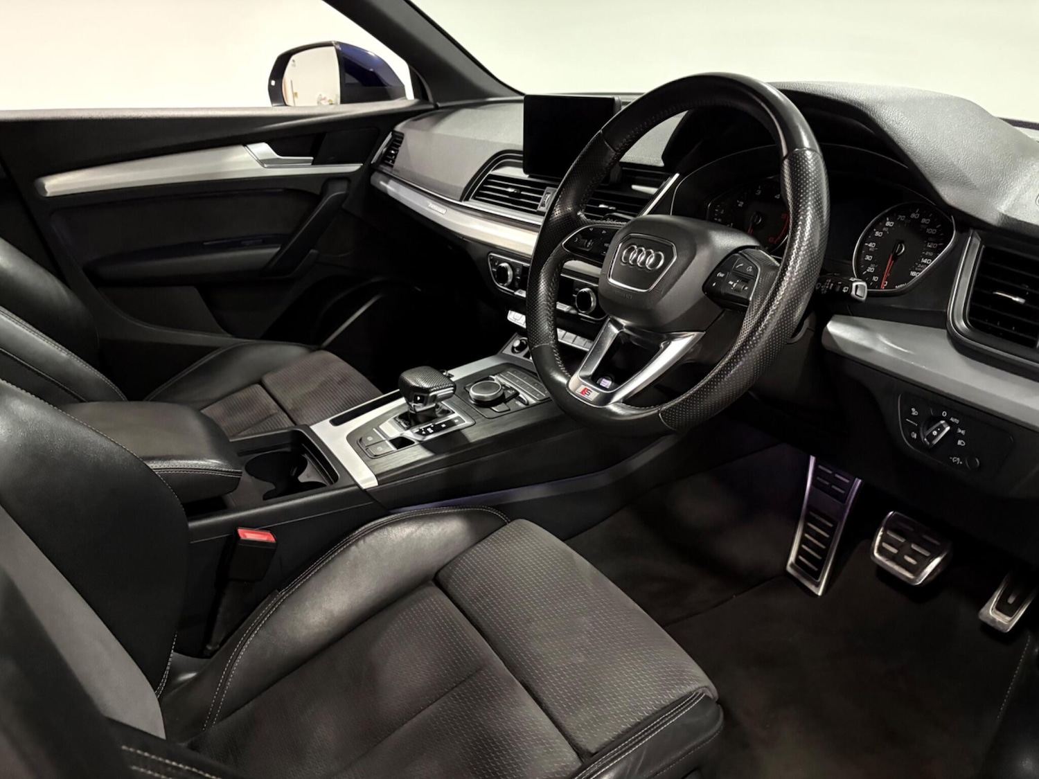 Used Audi Q5 2019 for sale - 77940485: Photo 9