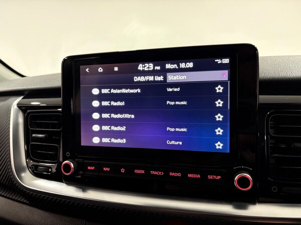 Used Kia Stonic 2021 for sale - 75608885: Photo 28