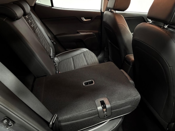 Used Kia Stonic 2021 for sale - 75608885: Photo 40