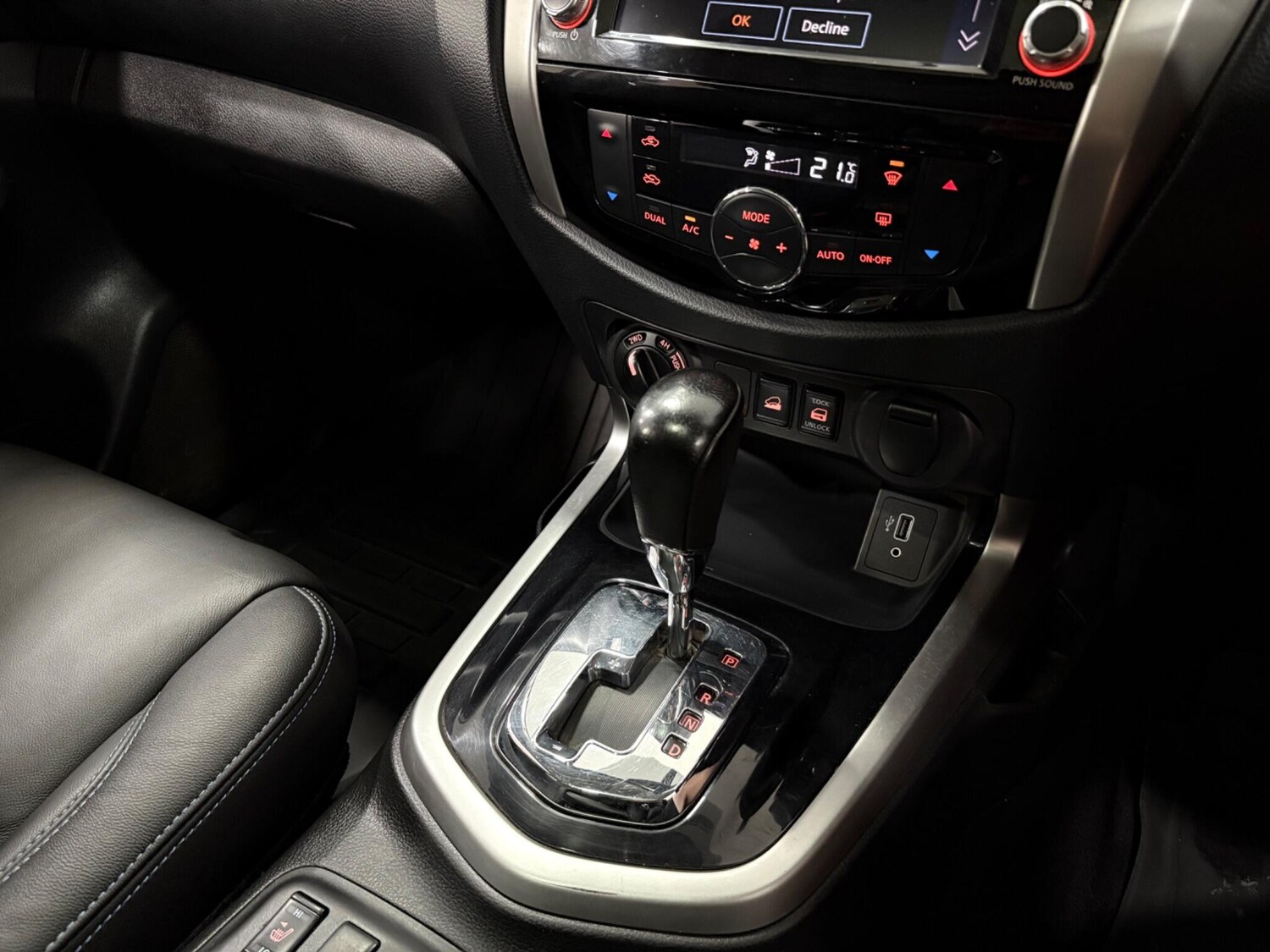 Used Nissan Navara 2021 for sale - 77020898: Photo 29