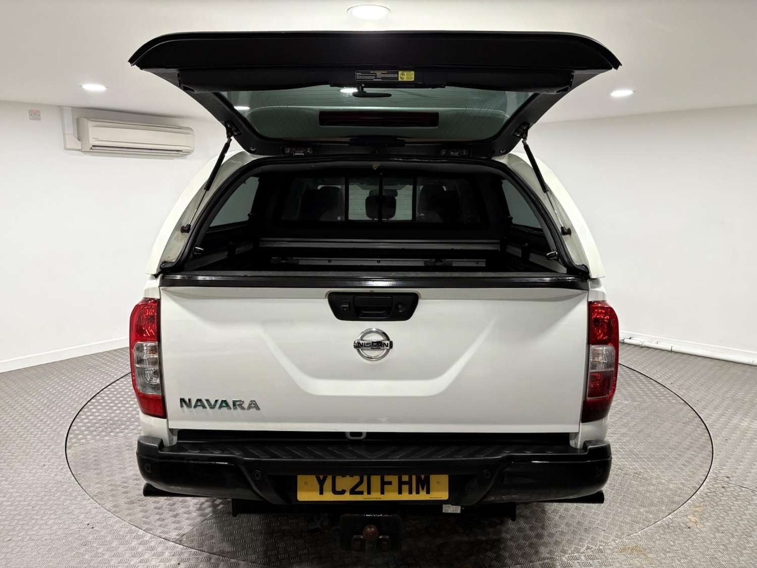 Used Nissan Navara 2021 for sale - 77020898: Photo 42