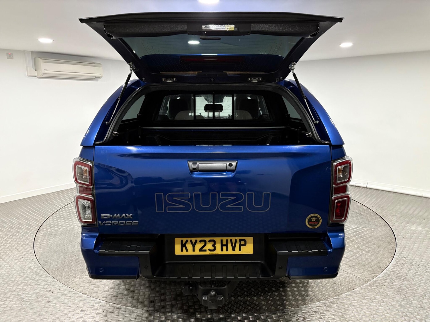 Used Isuzu D-Max 2023 for sale - 77020915: Photo 41