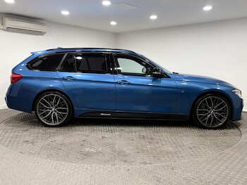 Used BMW 3 Series 2017 for sale - 77331087: Photo