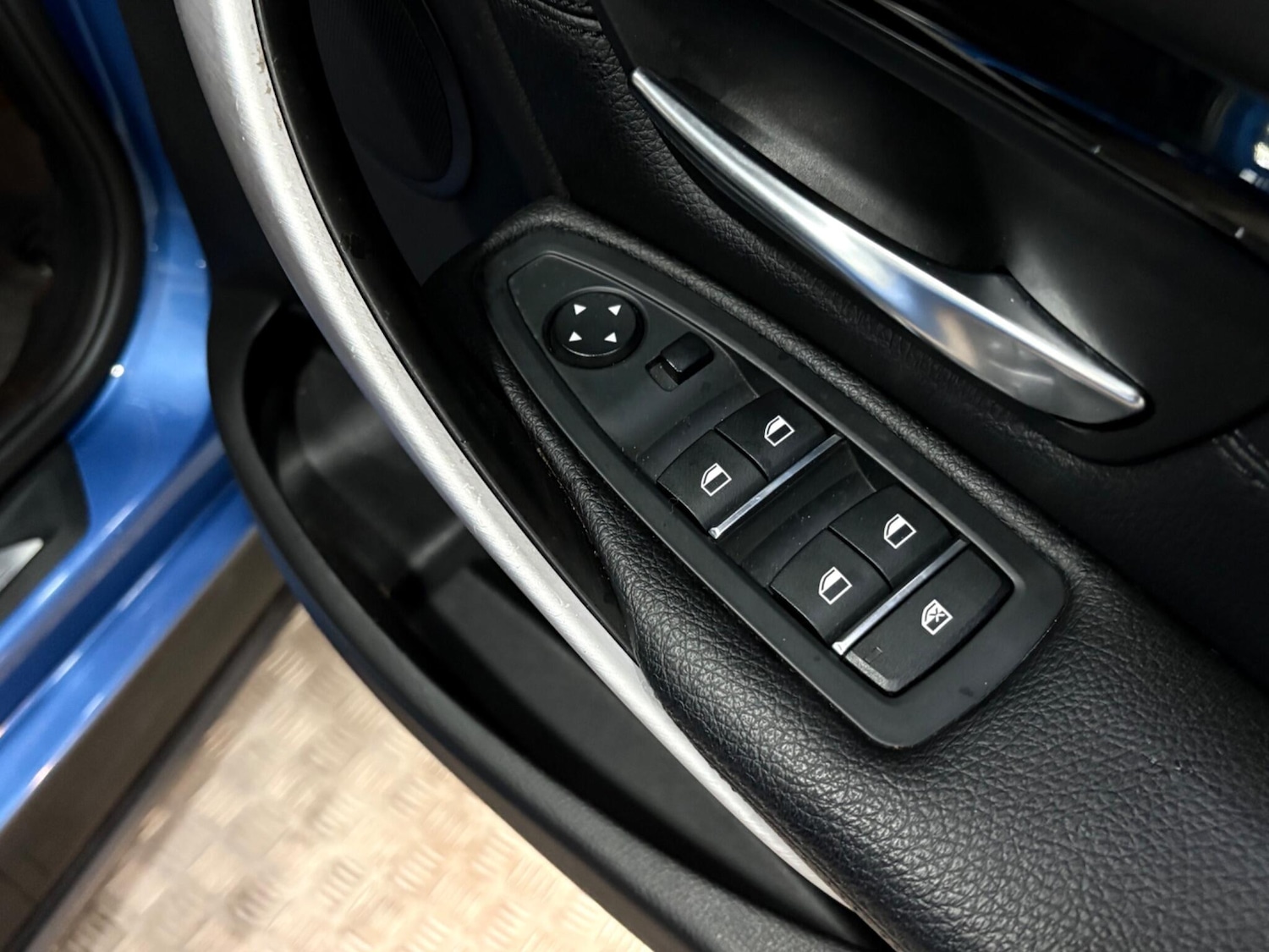 Used BMW 3 Series for sale - 77331087: Photo 35