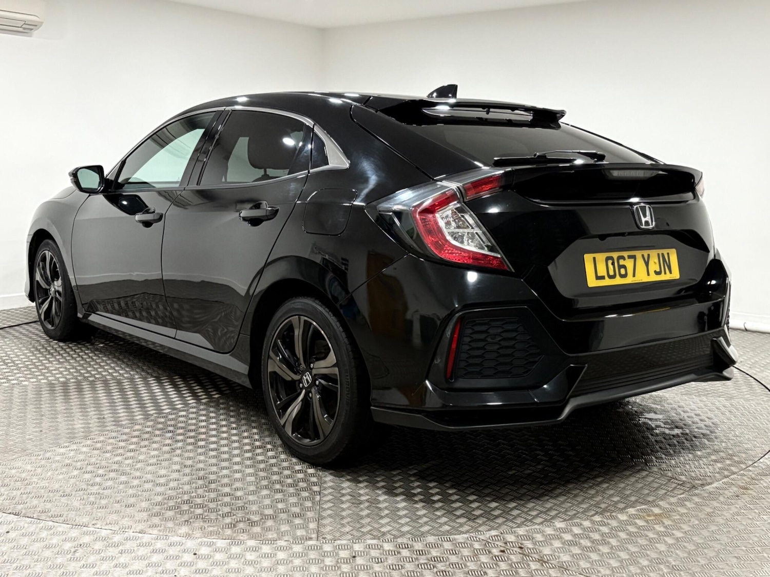 Used Honda Civic for sale - 77267005: Photo 5