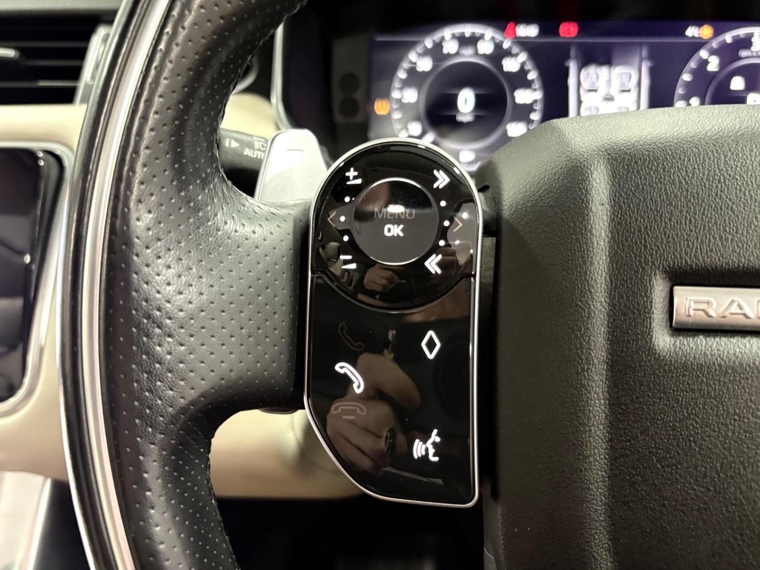 Used Land Rover Range Rover Sport 2018 for sale - 76887240: Photo 16