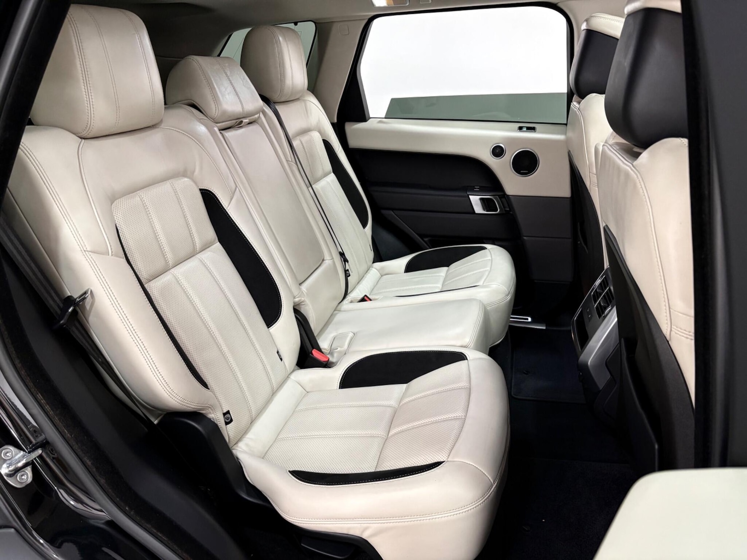 Used Land Rover Range Rover Sport 2018 for sale - 76887240: Photo 43