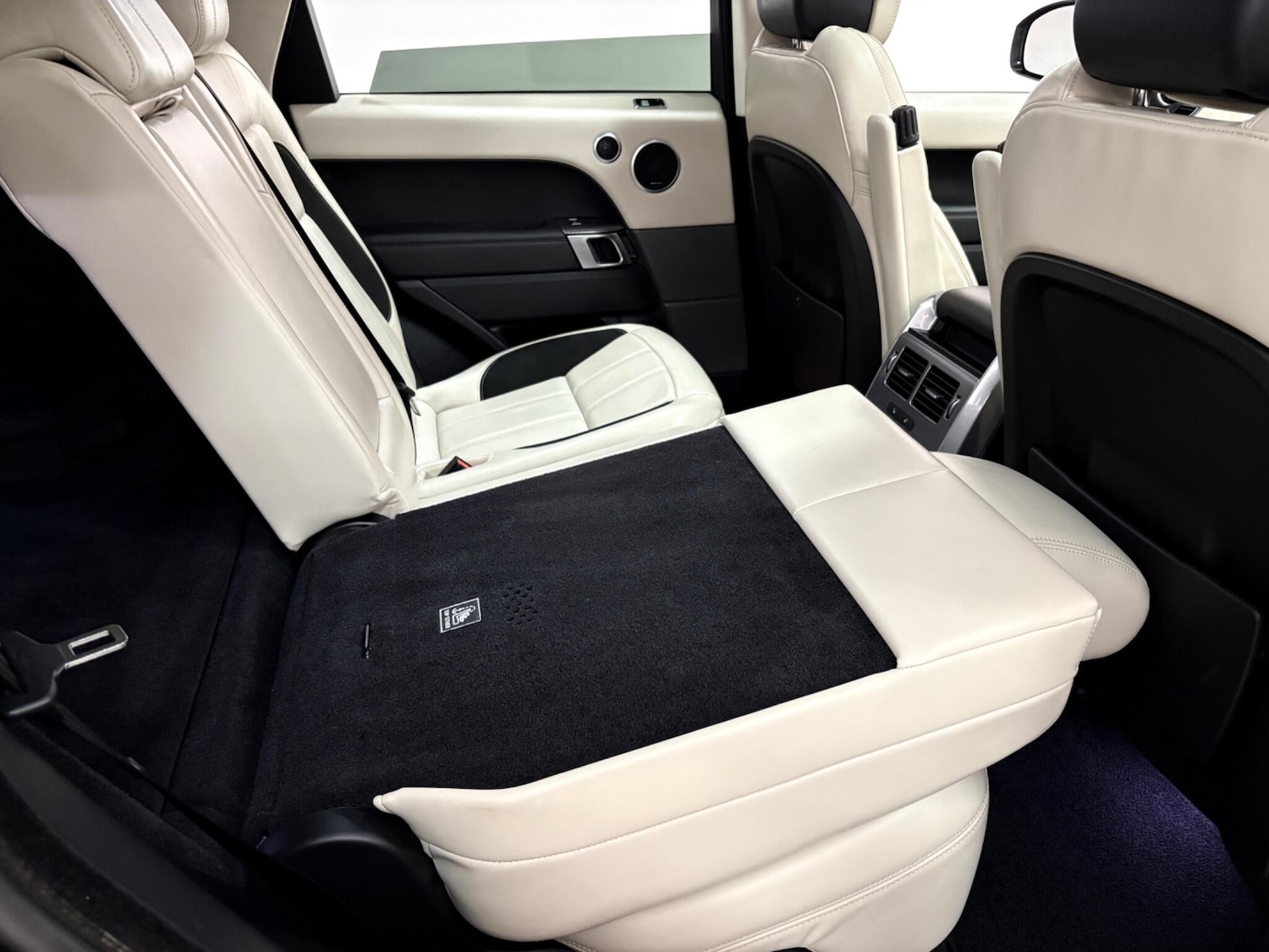 Used Land Rover Range Rover Sport 2018 for sale - 76887240: Photo 45