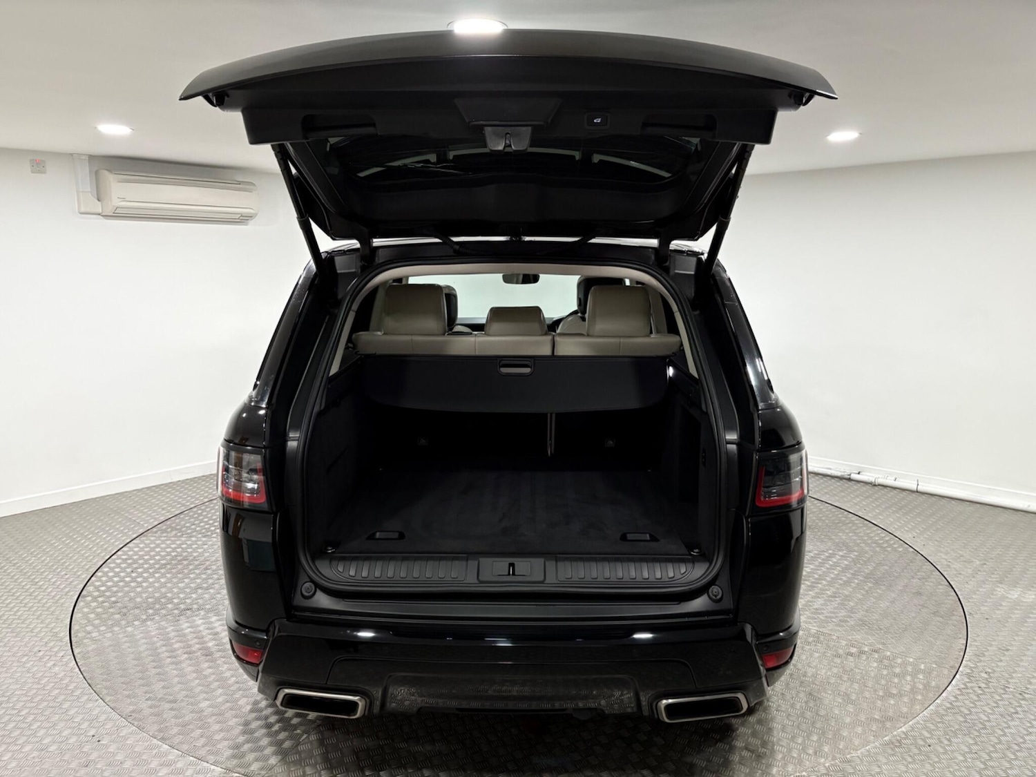 Used Land Rover Range Rover Sport 2018 for sale - 76887240: Photo 47