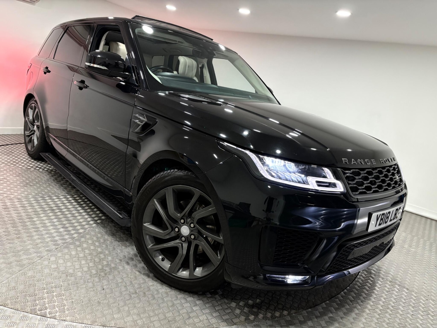 Used Land Rover Range Rover Sport 2018 for sale - 76887240: Photo 52