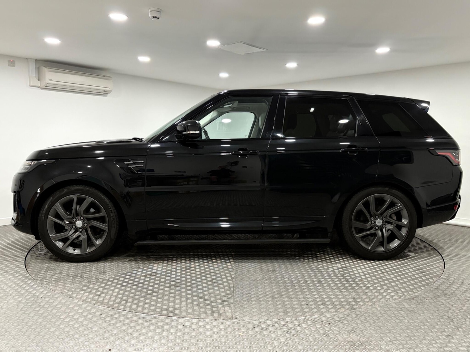 Used Land Rover Range Rover Sport 2018 for sale - 76887240: Photo 6