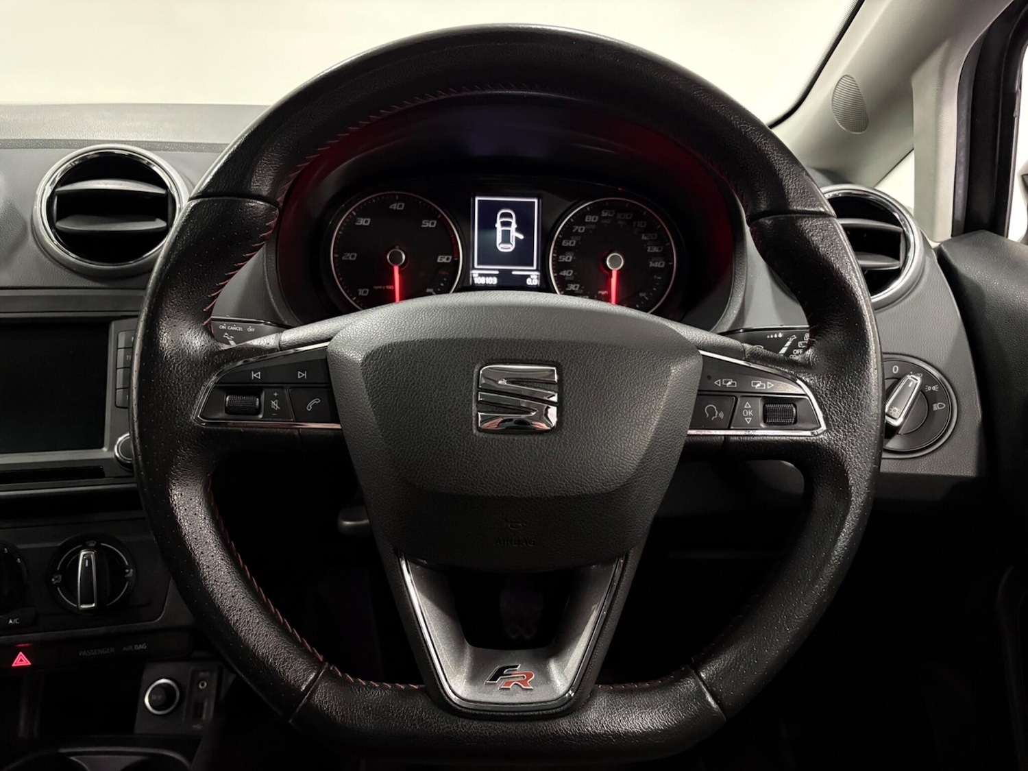 Used SEAT Ibiza 2017 for sale - 77242624: Photo 13