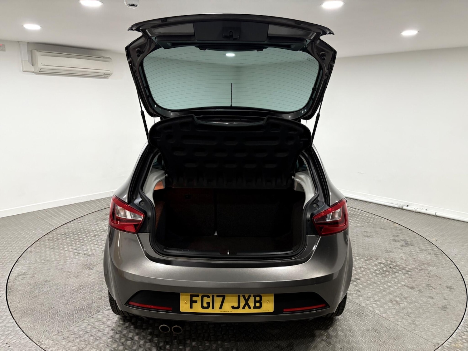 Used SEAT Ibiza 2017 for sale - 77242624: Photo 40