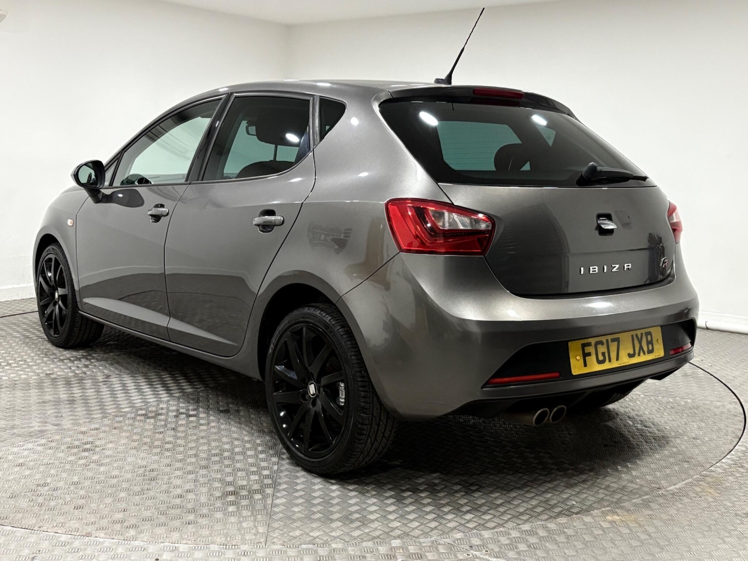 Used SEAT Ibiza 2017 for sale - 77242624: Photo 5