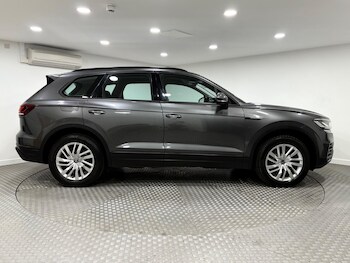 Used Volkswagen Touareg 2021 for sale - 75459687: Photo