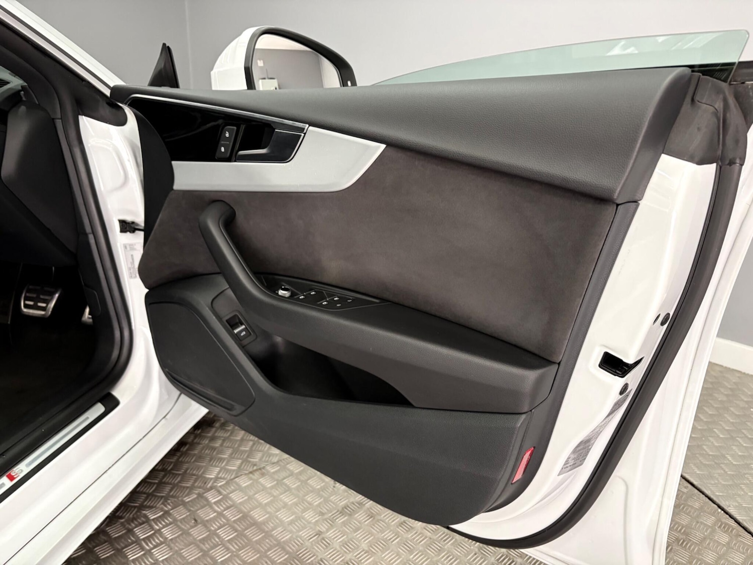 Used Audi A5 2023 for sale - 77550562: Photo 42