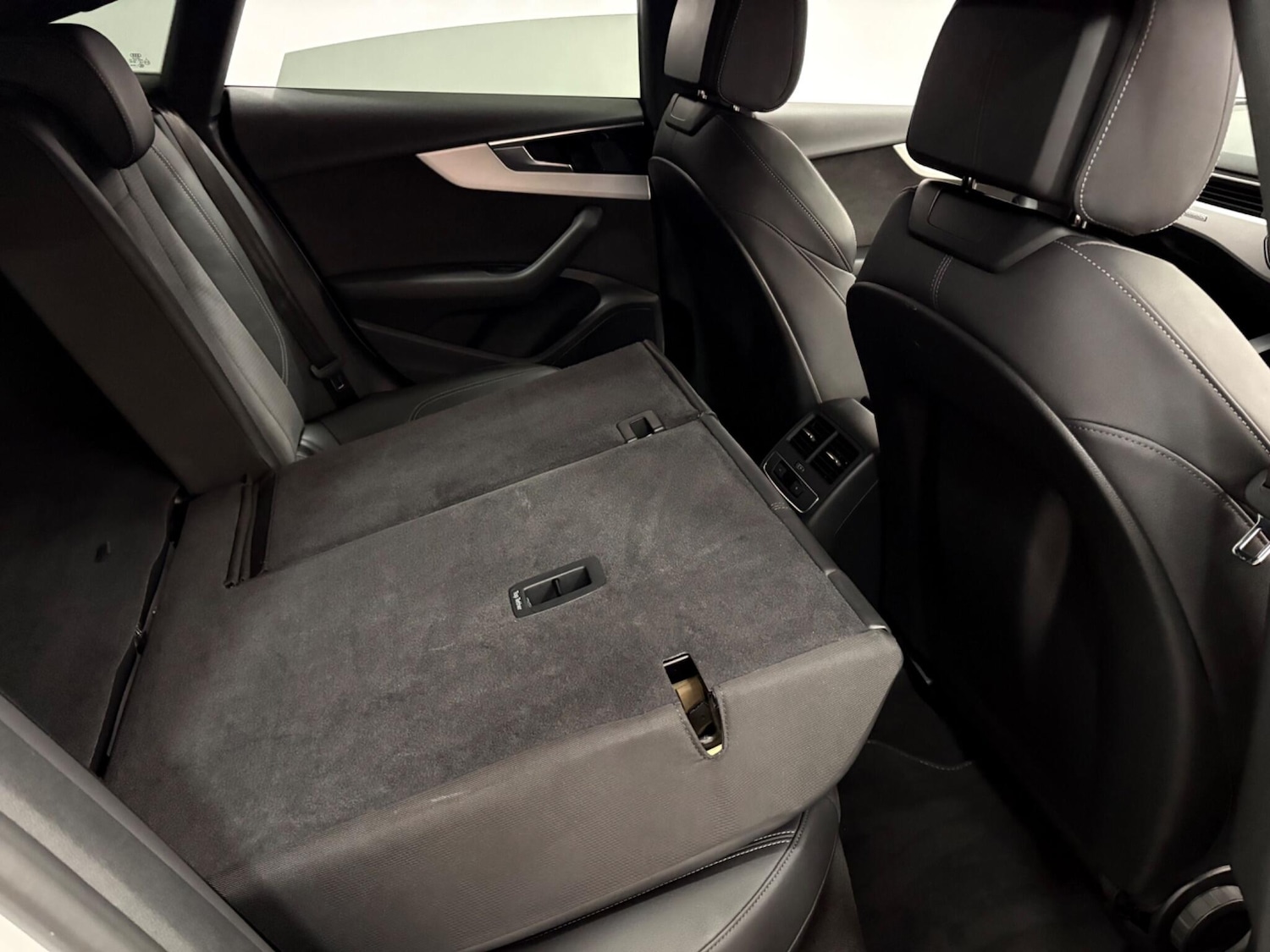 Used Audi A5 2023 for sale - 77550562: Photo 46