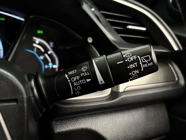 Used Honda Civic 2018 for sale - 76095078: Photo 19