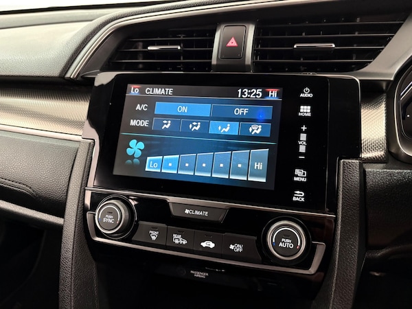 Used Honda Civic 2018 for sale - 76095078: Photo 21