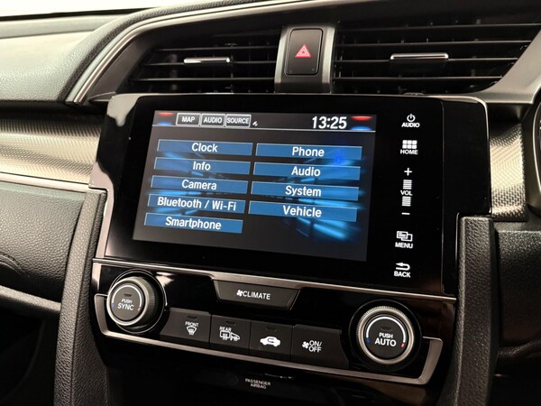 Used Honda Civic 2018 for sale - 76095078: Photo 24