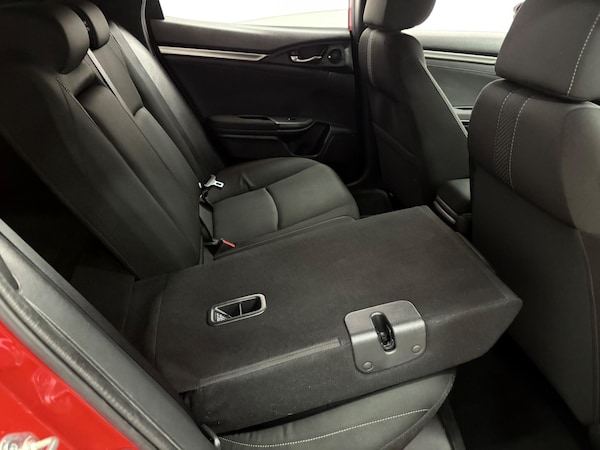 Used Honda Civic 2018 for sale - 76095078: Photo 40