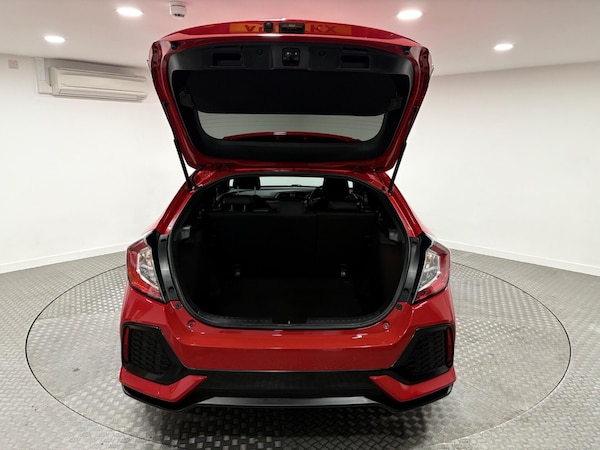 Used Honda Civic 2018 for sale - 76095078: Photo 41