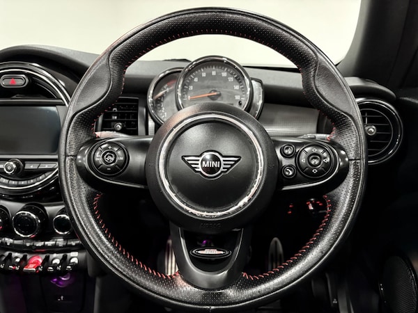 Used MINI Convertible 2018 for sale - 75198763: Photo 13