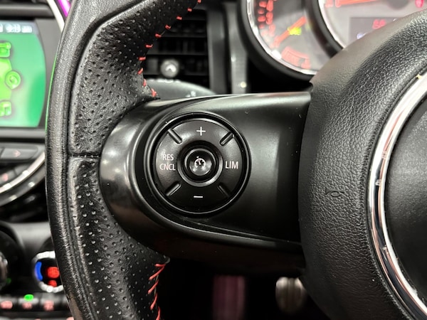 Used MINI Convertible 2018 for sale - 75198763: Photo 16
