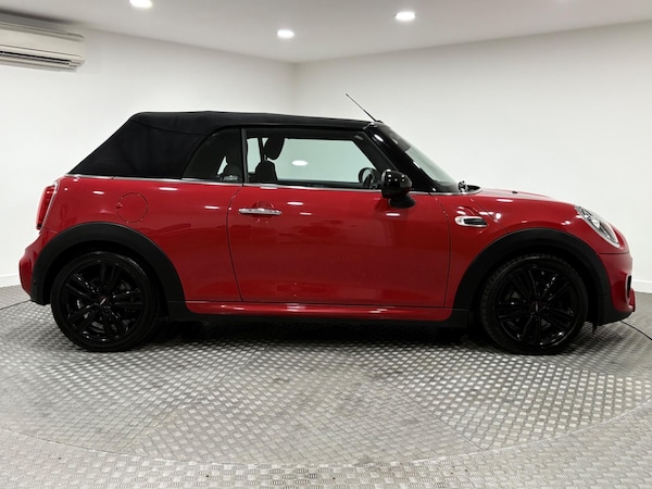 Used MINI Convertible 2018 for sale - 75198763: Photo 2