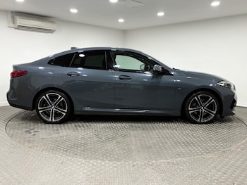 Used BMW 2 Series 2020 for sale - 77021160: Photo