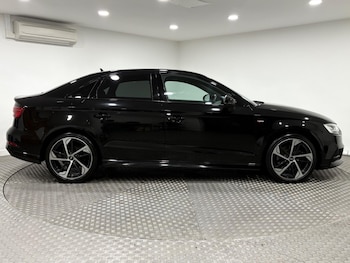 Used Audi A3 2019 for sale - 77021210: Photo