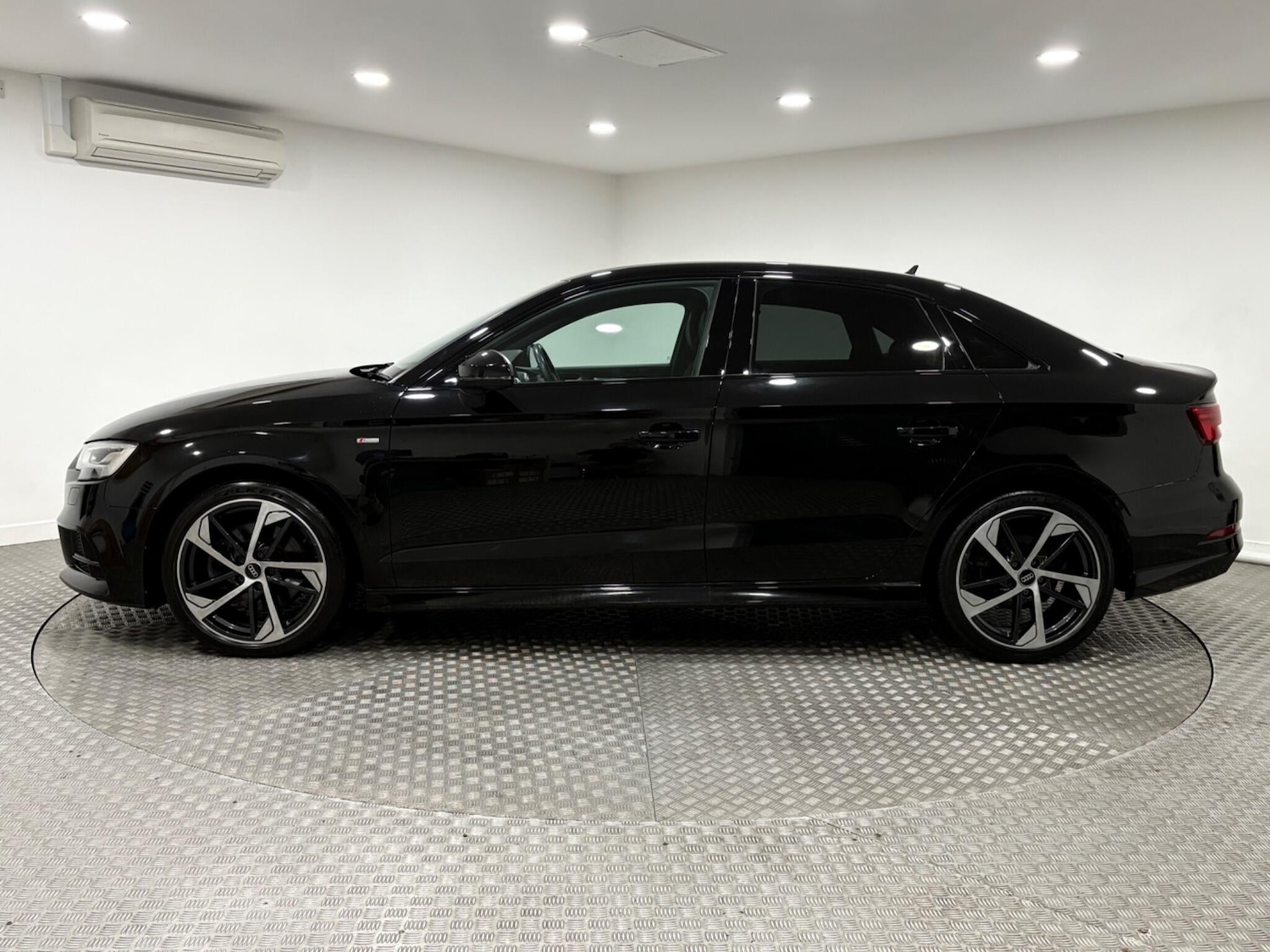 Used Audi A3 2019 for sale - 77021210: Photo 6