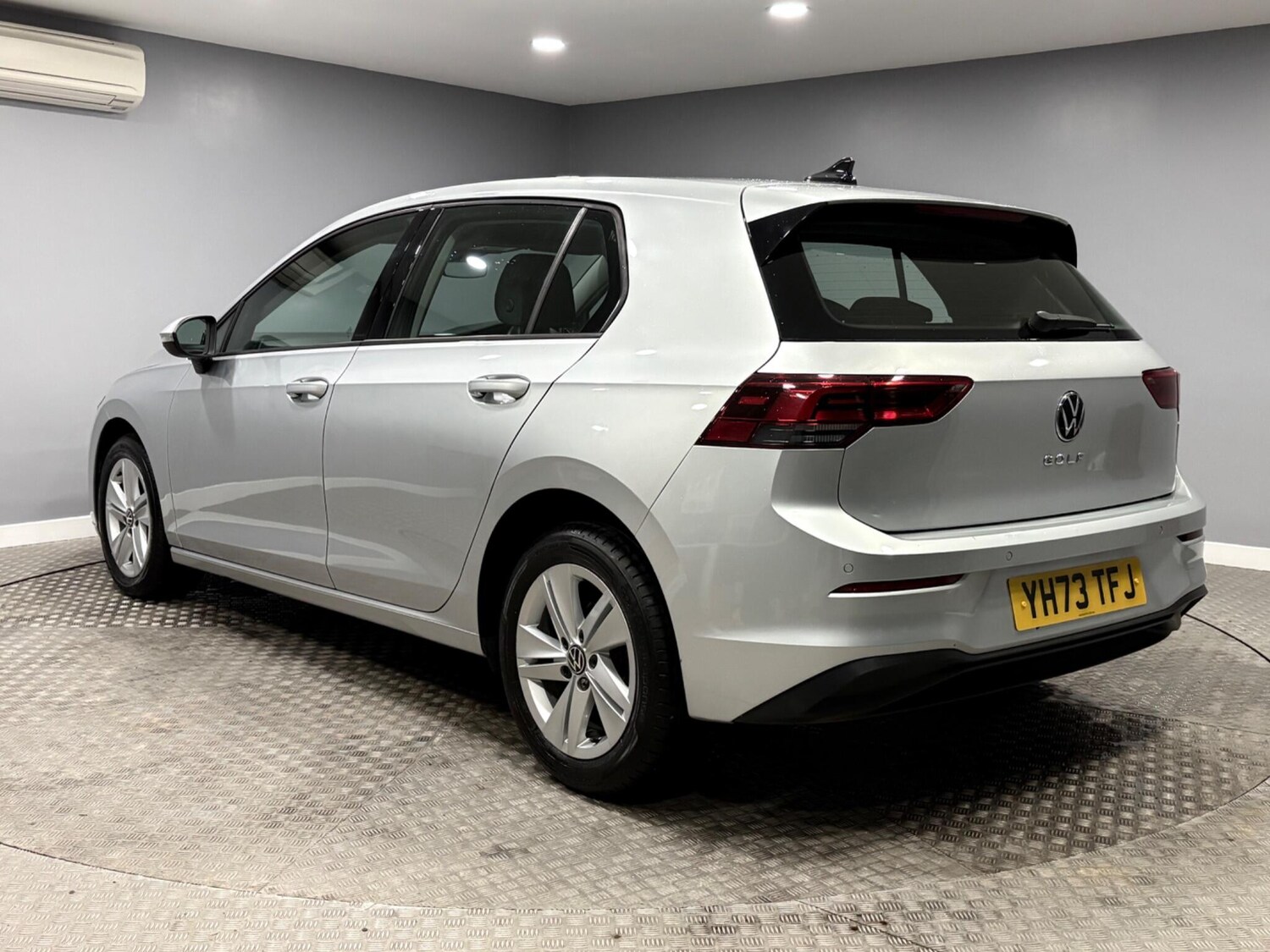 Used Volkswagen Golf for sale - 77823979: Photo 5