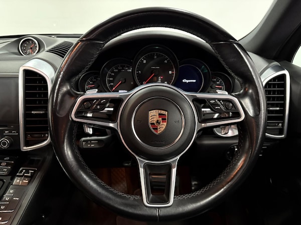 Used Porsche Cayenne 2018 for sale - 75977254: Photo 16