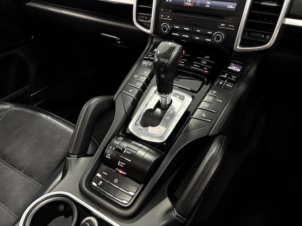 Used Porsche Cayenne 2018 for sale - 75977254: Photo 30