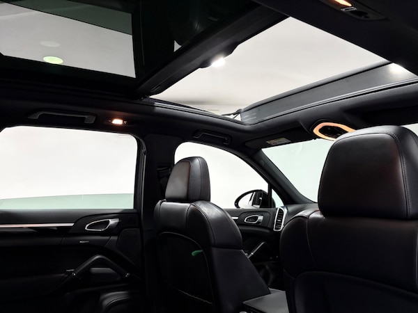 Used Porsche Cayenne 2018 for sale - 75977254: Photo 35