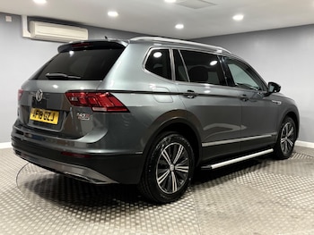Used Volkswagen Tiguan Allspace 2018 for sale - 78741718: Photo