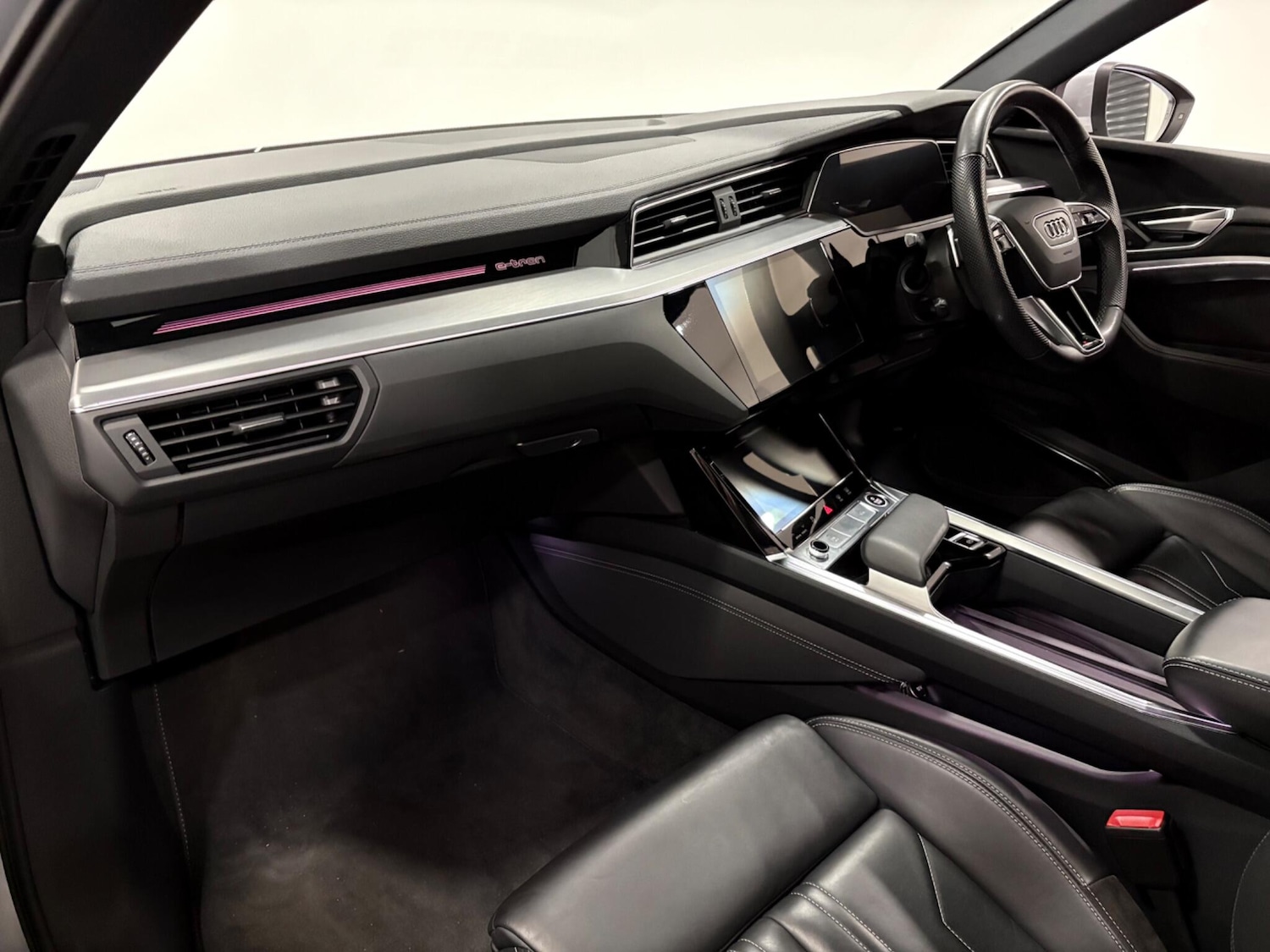 Used Audi e-tron 2021 for sale - 77266864: Photo 11