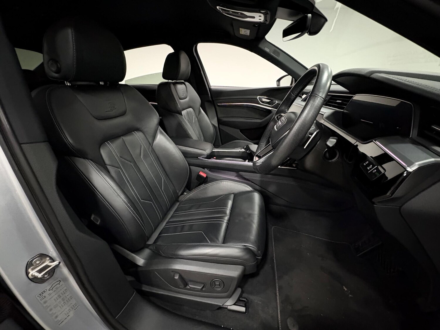 Used Audi e-tron 2021 for sale - 77266864: Photo 12