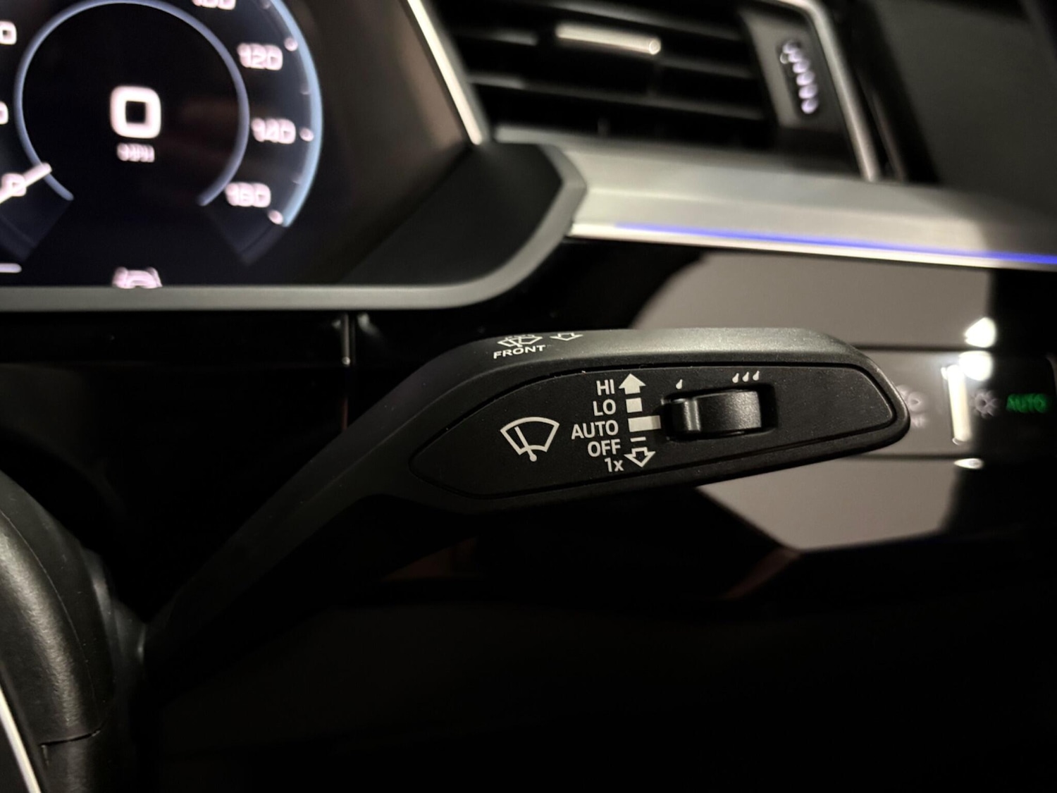 Used Audi e-tron 2021 for sale - 77266864: Photo 21