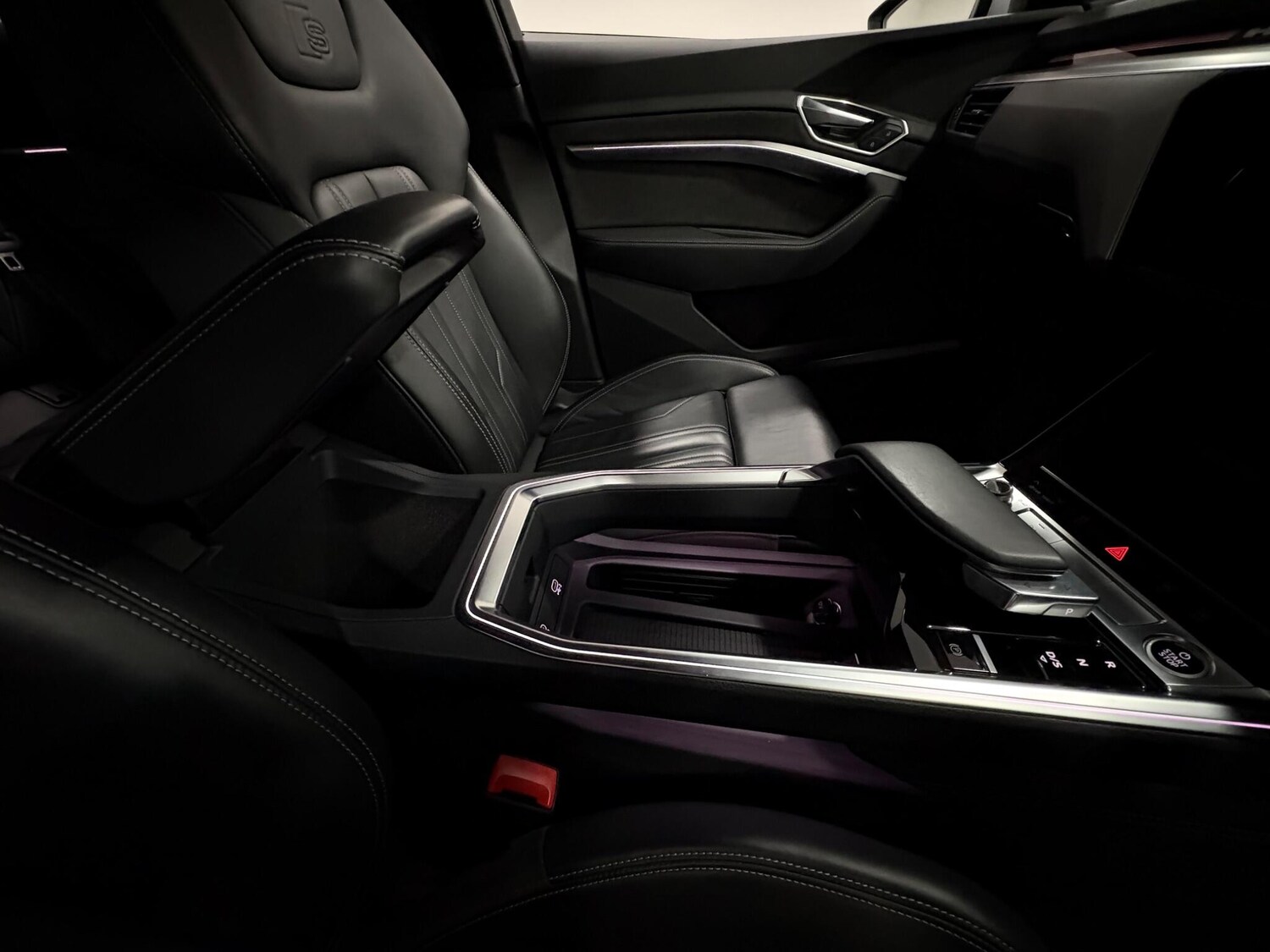 Used Audi e-tron 2021 for sale - 77266864: Photo 40