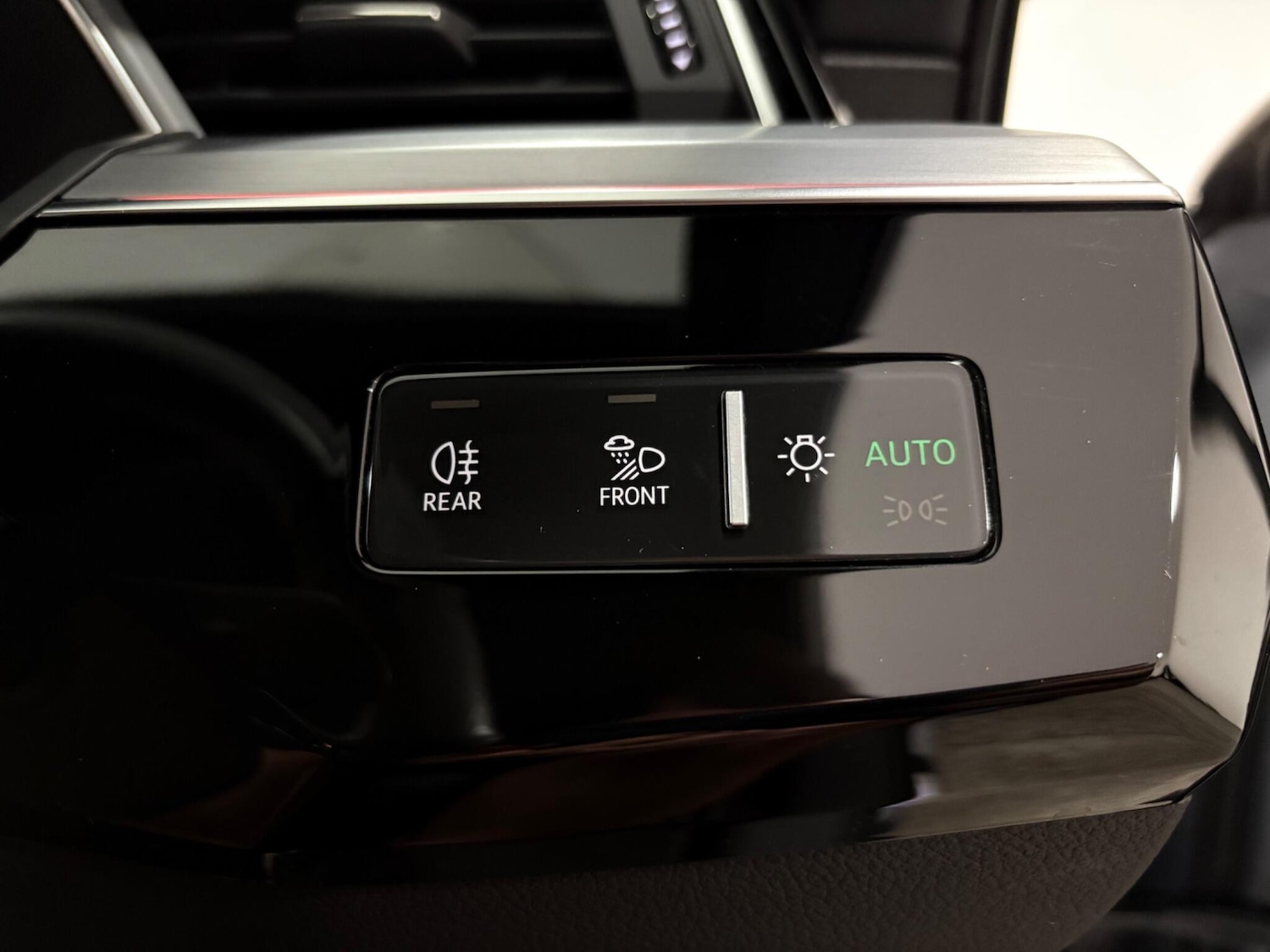 Used Audi e-tron 2021 for sale - 77266864: Photo 41