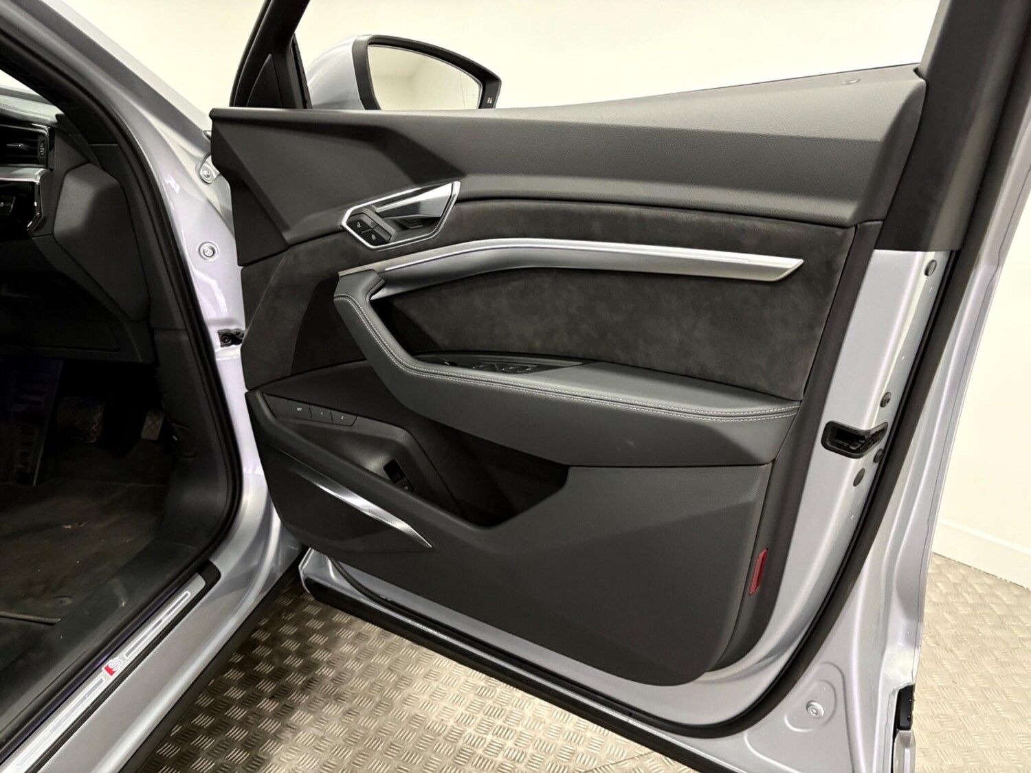 Used Audi e-tron 2021 for sale - 77266864: Photo 46