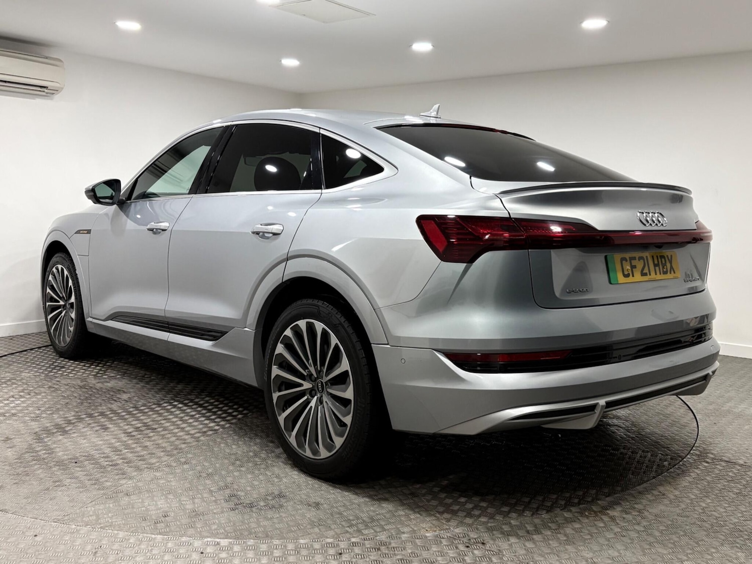 Used Audi e-tron 2021 for sale - 77266864: Photo 5
