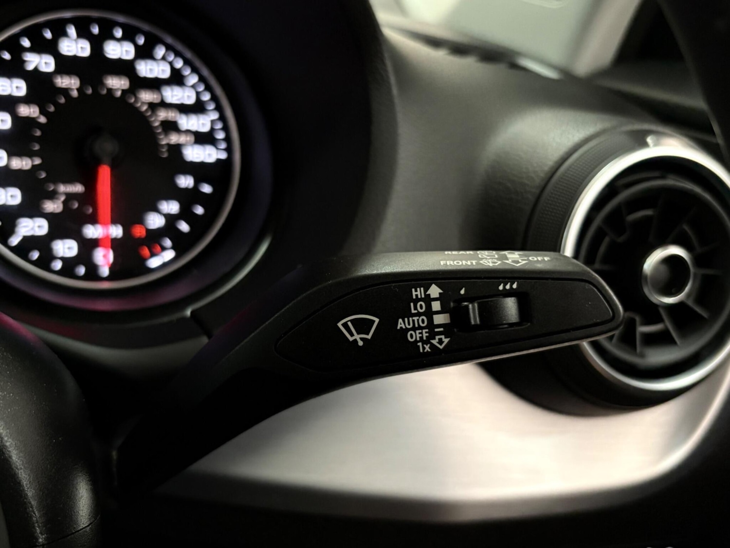 Used Audi Q2 2020 for sale - 76538598: Photo 19