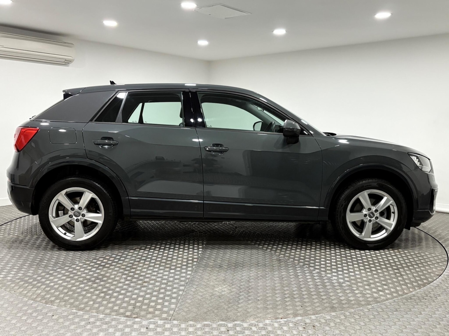 Used Audi Q2 2020 for sale - 76538598: Photo 2