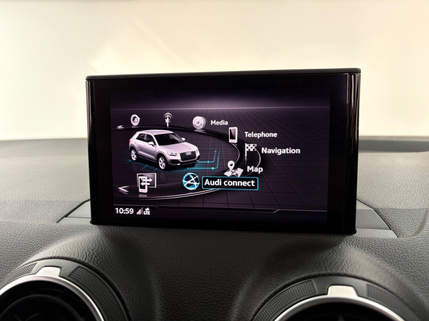 Used Audi Q2 2020 for sale - 76538598: Photo 27